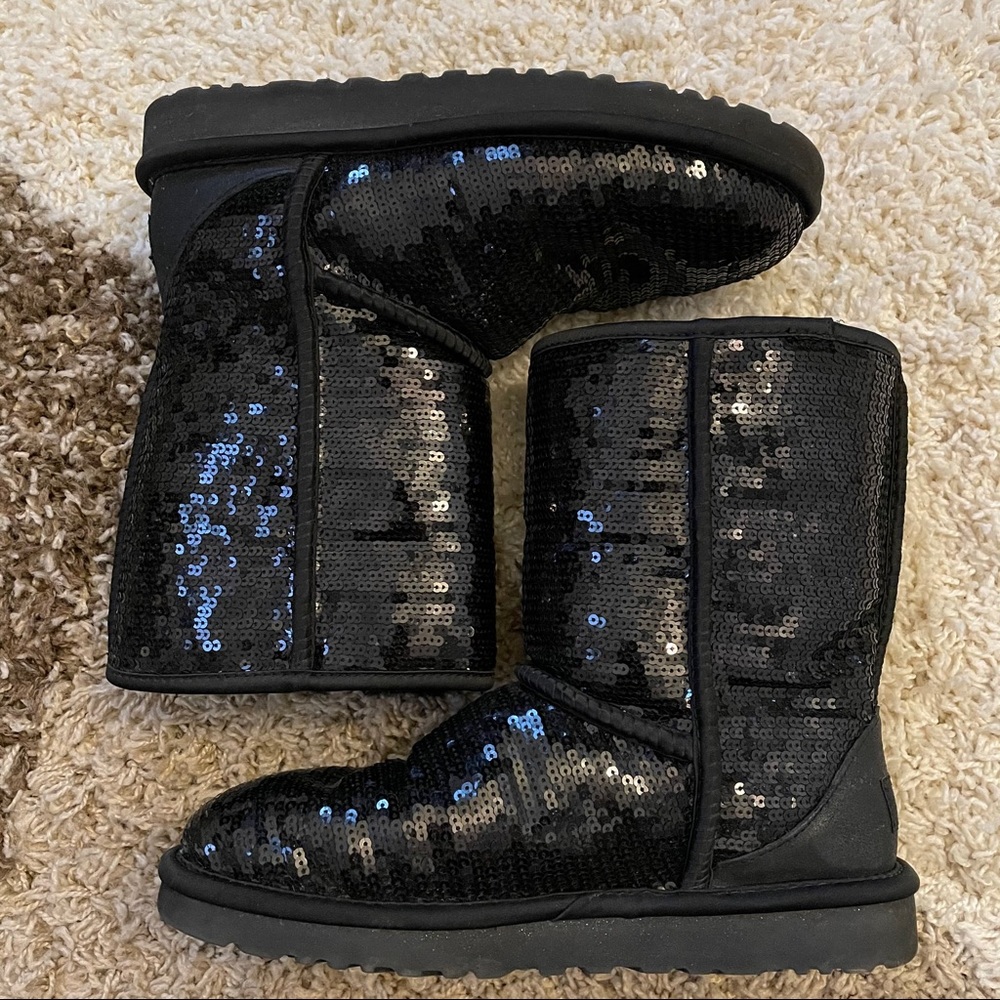 UGG Women’s Classic Short Boots (Black Sequins)